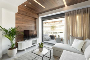 Innovative top floor breathtaking flat in Ladadika
